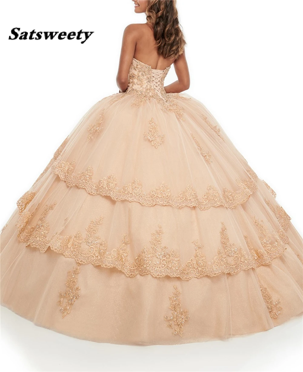 Quinceanera sukienki suknia balowa aplikacje kryształy Court Train vestido de 15 anos sznurowane słodkie 16 sukienek