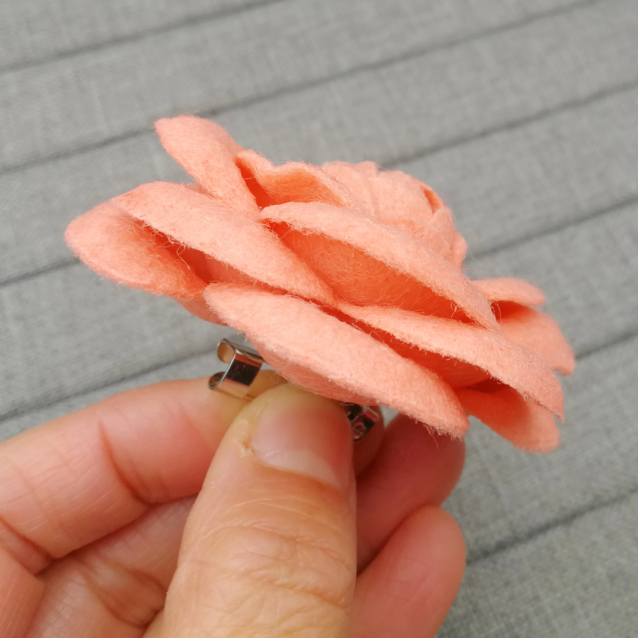 2020 Luxury Big Brooches for Woman Scarves Buckle Pin Cloth Art Fabric Flower Brooch Fashion Clothing Jewelry Accessories Gifts