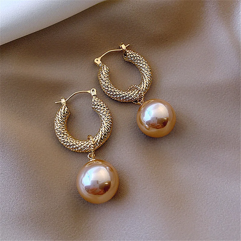 Elegant Temperamental Pearl Gold Color Drop Earring For Women Engagement Wedding Daily Wearing Earrings Korean Fashion Jewelry