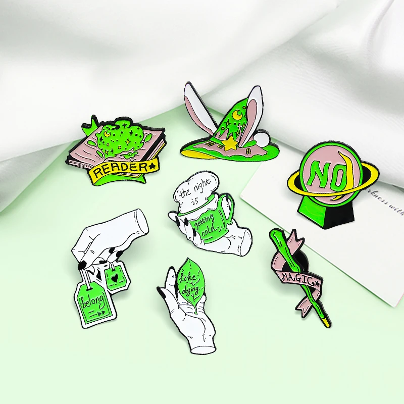 Волшебная серия Волшебная книга шляпа палочка хрустальный шар ручные Броши ведьма магия, ридер, как умирание, эмалированная шпилька значки ювелирные изделия