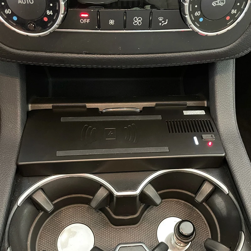15W Car wireless charger mobile phone charger charging pad panel charging holder for Mercedes Benz W166 C292 X166 GLE GLS GL ML