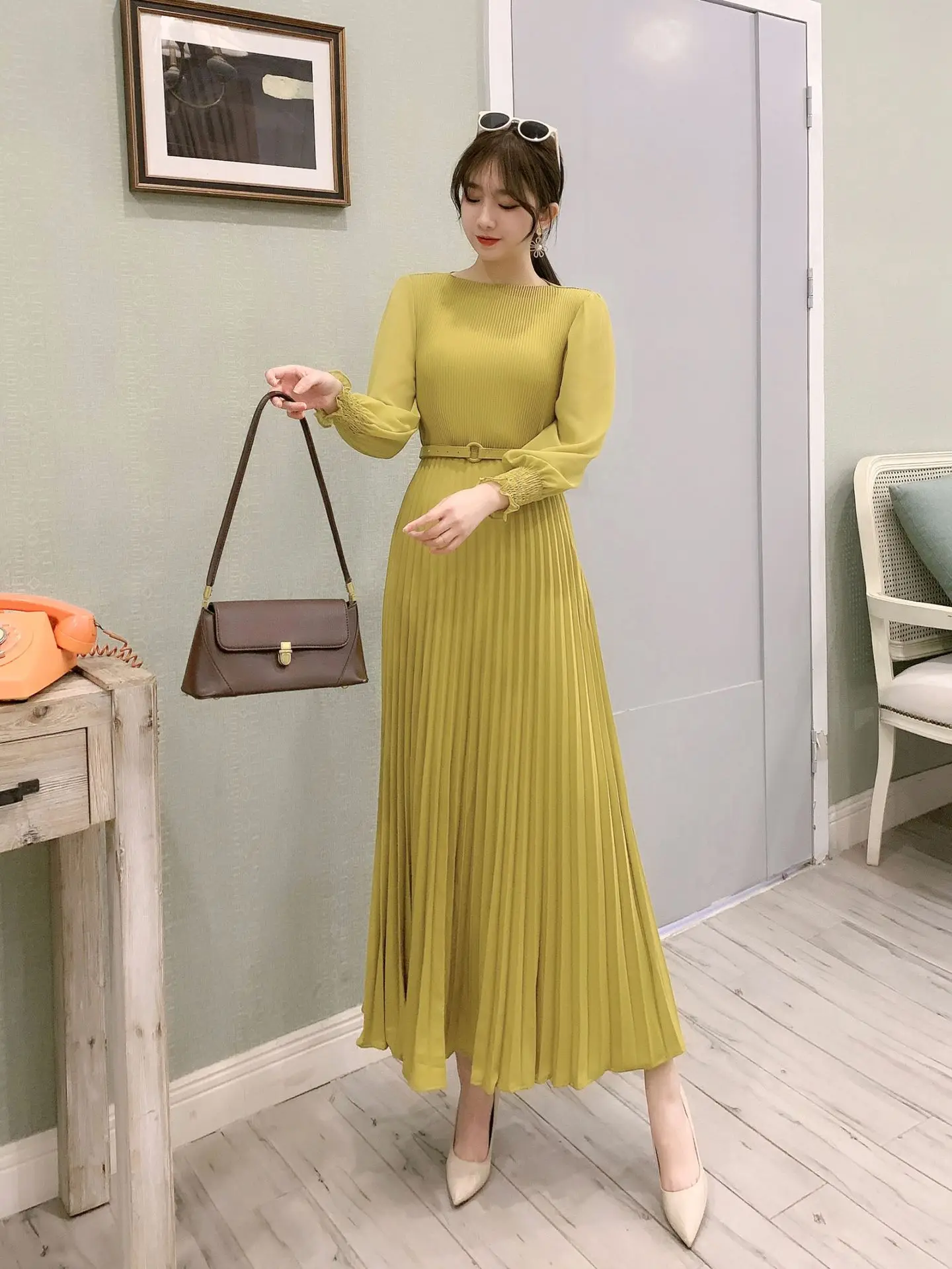 2022 Spring Elegant Women Pleated Party Dress with Belt Slim Waist Full Long Dress Bodycon Pleated Maxi Dress Wedding Vestidos