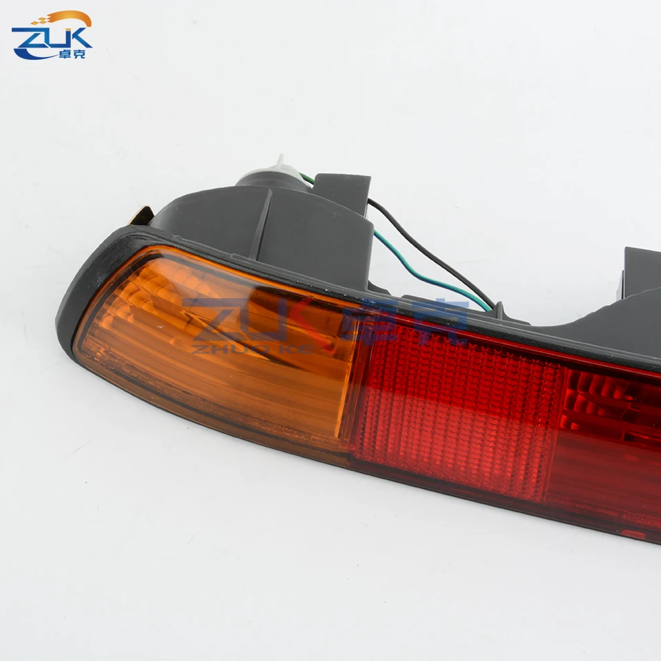 ZUK Car Lights Rear Bumper Reflector Fog Light Fog Lamp For MITSUBISHI PAJERO 2001 2002 2003 V73 Tail Light Tail Lamp With Bulbs