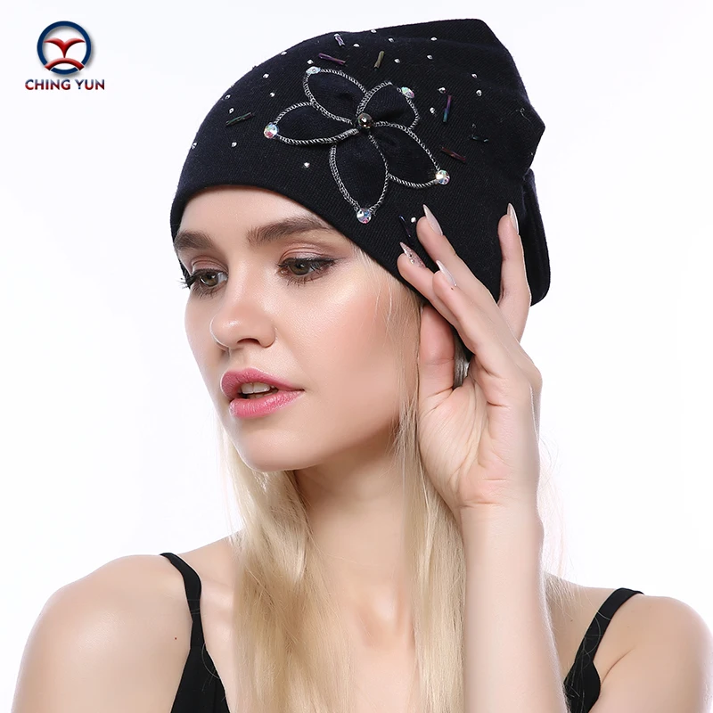 CHING YUN-gorro de punto de Cachemira suave para mujer, gorro de lana de alta calidad con flores cálidas, de Color sólido, B19-14, nueva moda, invierno, 2020