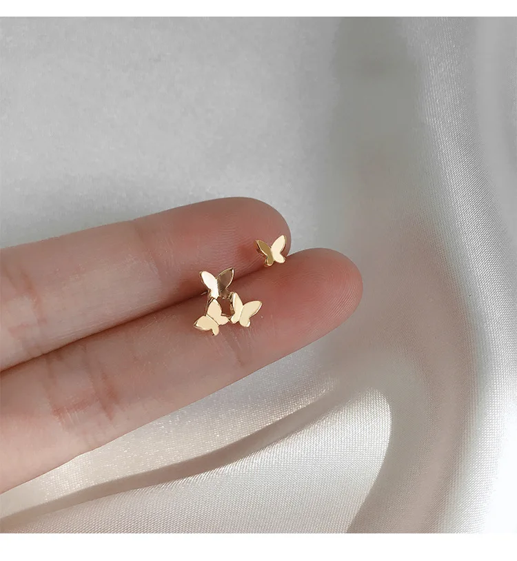 Simple Fashion Asymmetry Butterfly Ear Studs Girls Small Exquisite Animal Studs Earring For Women Child Cartilage Ornament 2021