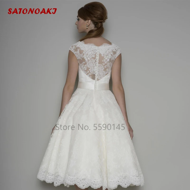 Lace Short  Wedding Dress Knee Length Cap Sleeve Scalloped Neckline Satin Bow Sash Bridal Gown Vestido De Novia Robe Mariée