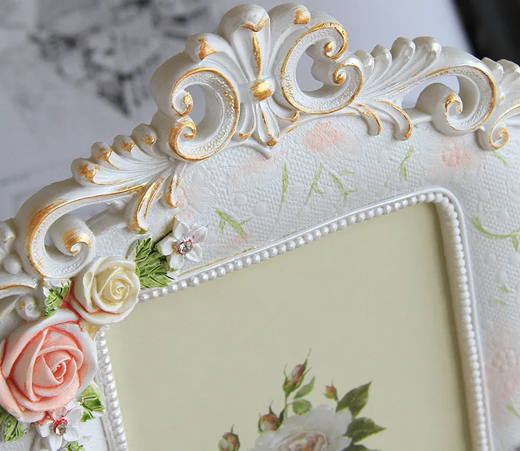 Fashion Beautiful Double Hole Painted Craft Resin Photo Frame