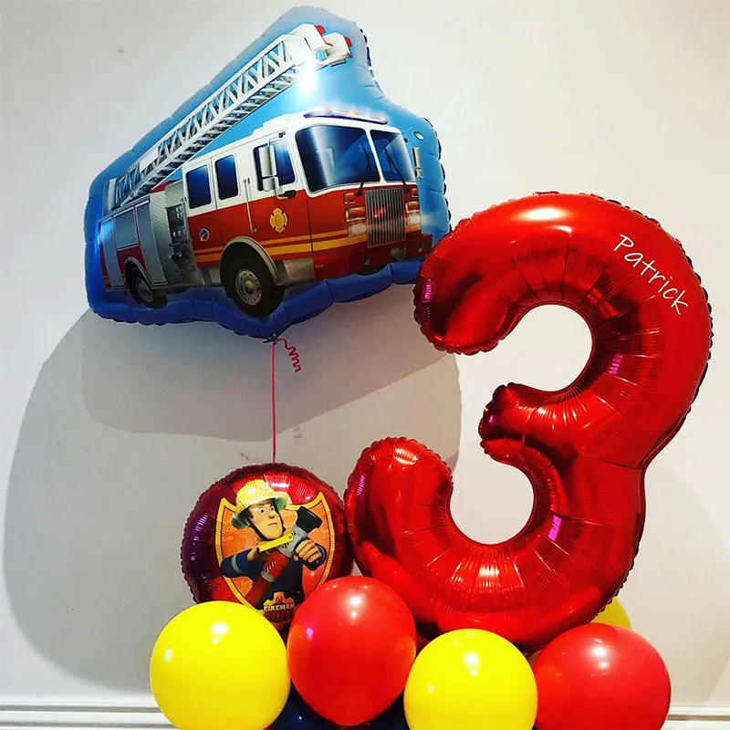 Das Feuer-Party-Dekor-Set enthält einen Zahlen-Folienballon und einen Mini-Feuerwehrauto-Ballon. Feuerwehrmann-Geburtstagsballon für eine Rettungs-Mottoparty – Detail 1