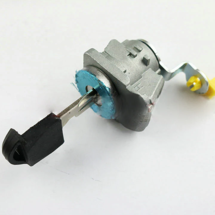Car Door Lock Cylinder for Nissan Teana 2013 Left Door Auto Lock Core for Nissan Driving Door