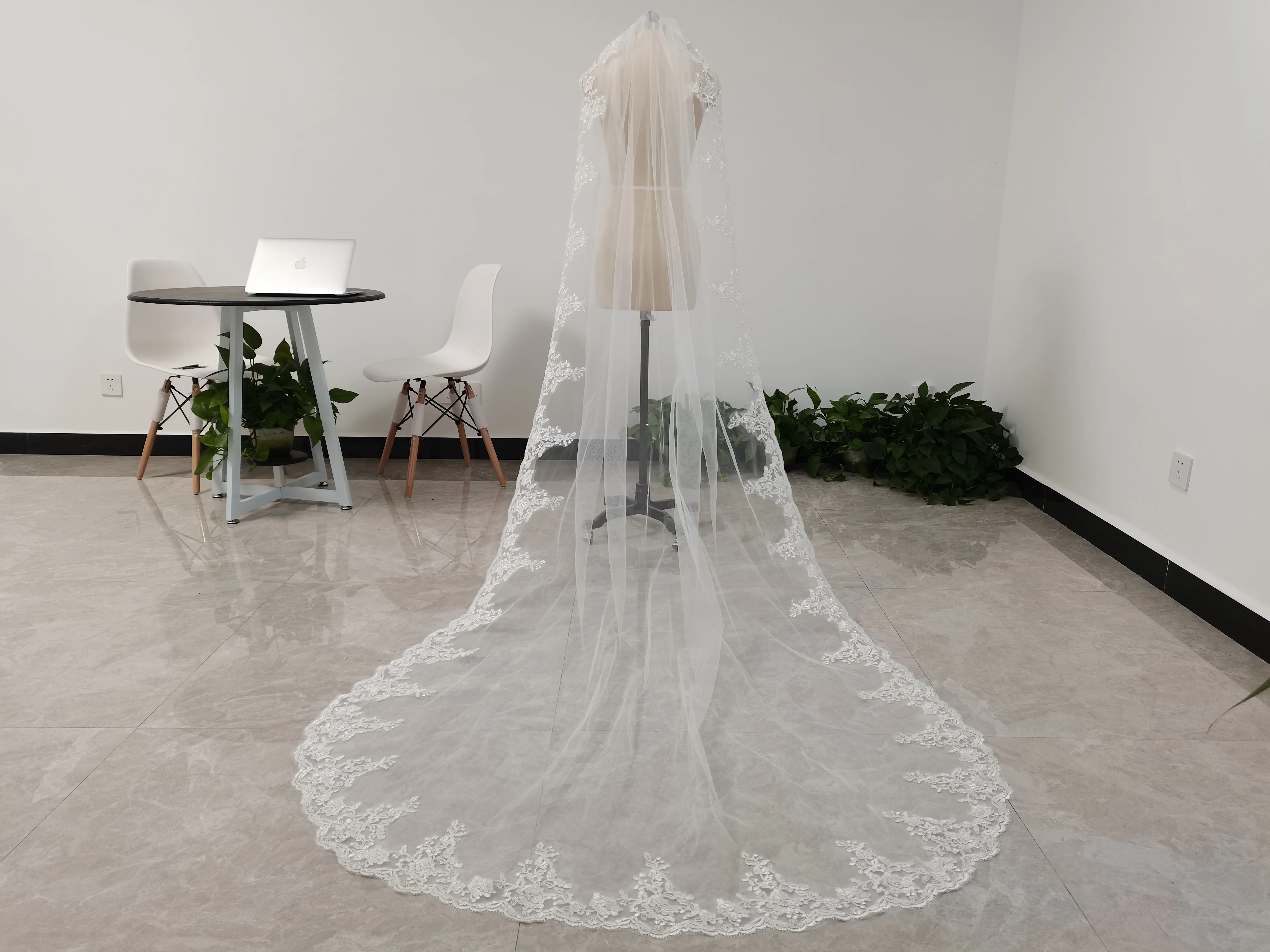 One layer lace cathedral wedding veil full edge lace veil white/ivory bridal veil