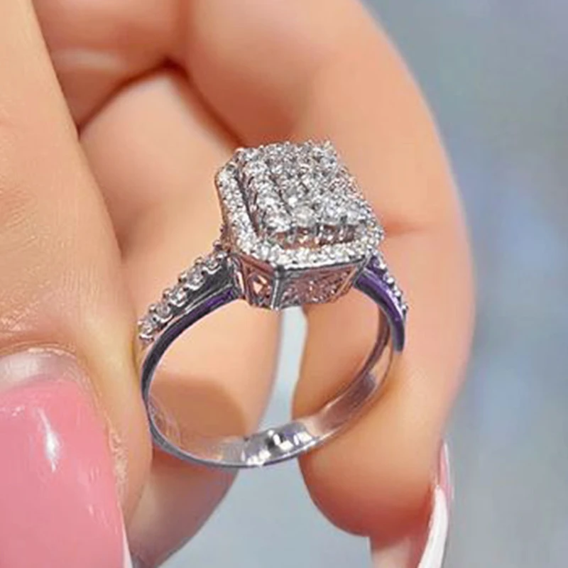 Huitan Luxury Silver Color Rings with Dazzling CZ Geometric Shaped Fashion Versatile Wedding Bands Eternity Jewelry for Women