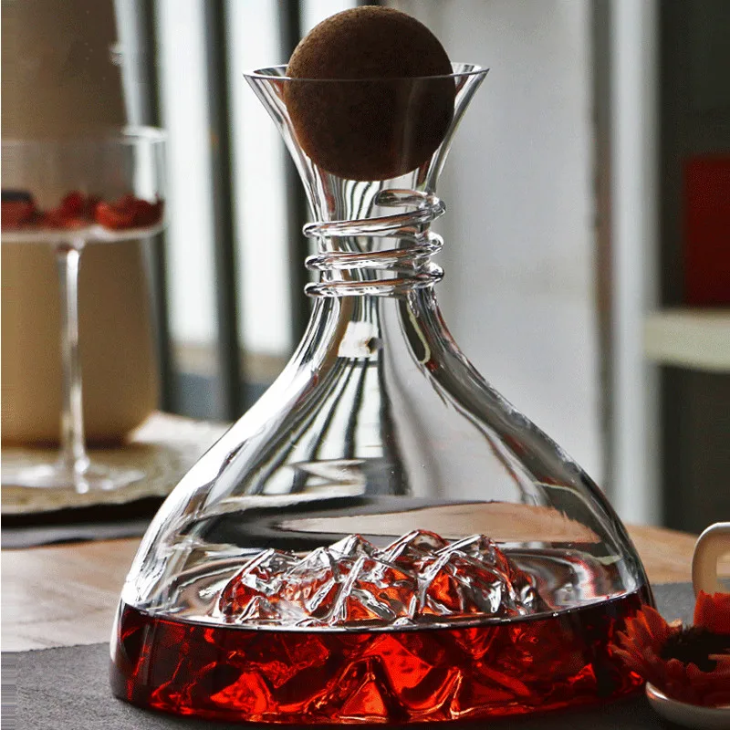 Lead-free Crystal Glass Red Wine Decanter Manual Blown Creative Wine Decanter Variety of Options Iceberg Decanter 1500ML