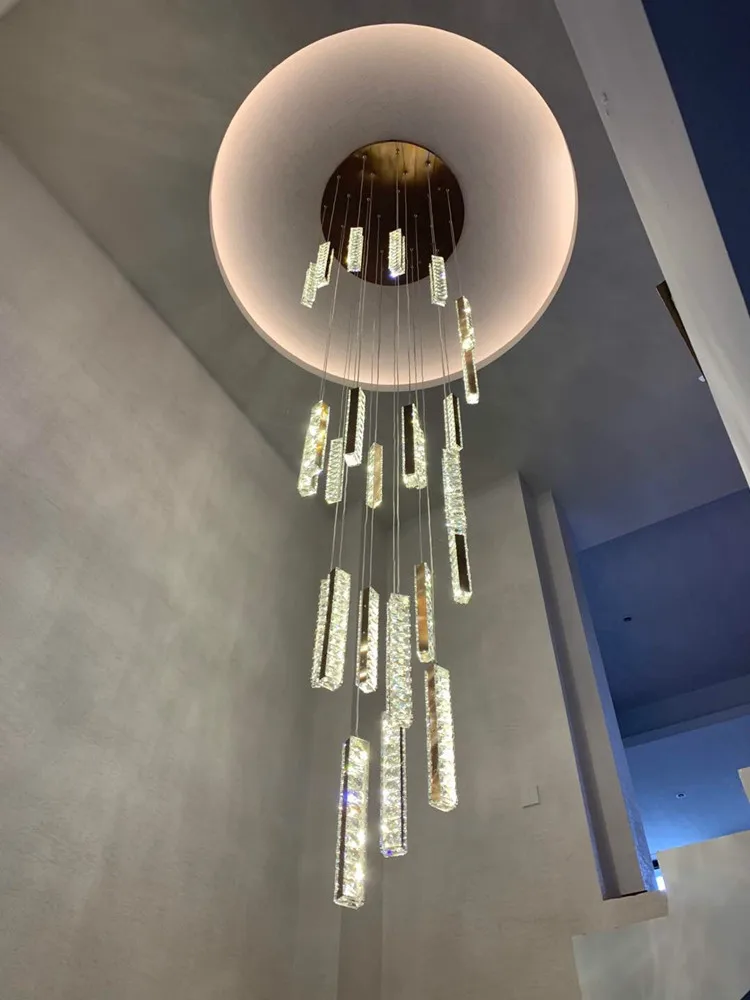 โมเดิร์นหรูหราทองเงินคริสตัล LED Chandelier Nordic Duplex อาคารเกลียวบันไดโคมระย้าห้องรับประทานอาหารโคมไฟระย้า