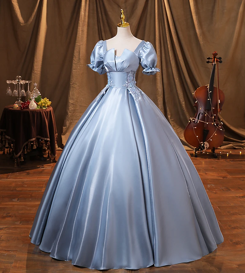 light blue bubble sleeve Quinceanera ball gown long dress vintage medieval Renaissance princess Victoria/party