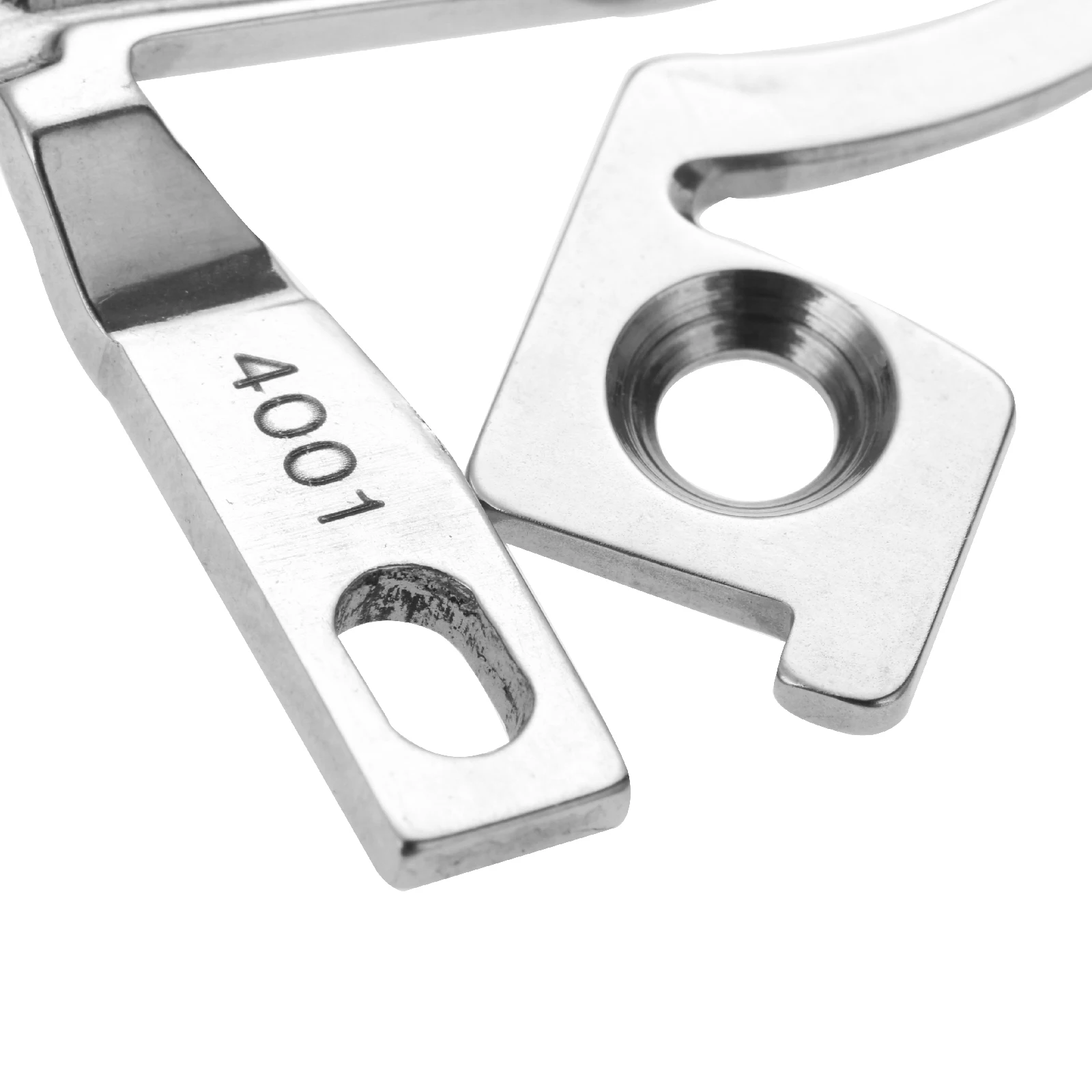 Looper Inferior X77774-001 Para Brother 1034D 1134D 2034D 929D Viking 660Cd 680Cd | INSUMOSTEXTILES