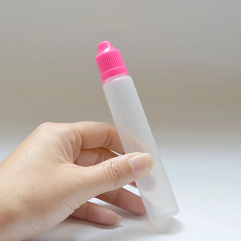 100pcs Soft PE Empty 30ml Pen Shape Plastic Bottle With Colorful Cap Long Slim Dropper Liquid Vail