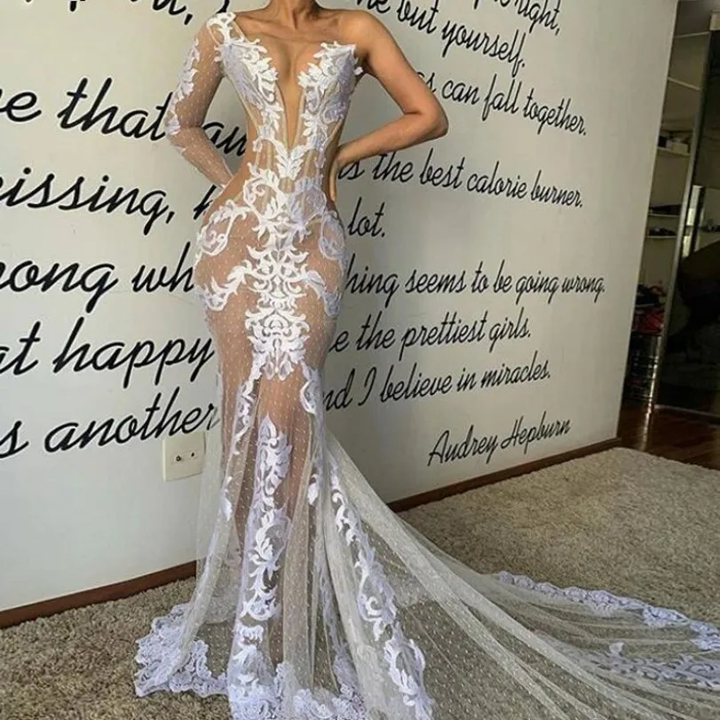 Robe de mariée transparente en dentelle, effet d'illusion, manches longues, sirène, traîne, fermeture éclair dans le dos, Sexy