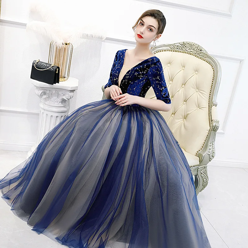 2022 Noble Sexy V-neck Quinceanera Dresses Vintage Half Sleeve Backless Party Prom Ball Gown Formal Quinceanera Dress Vestidos