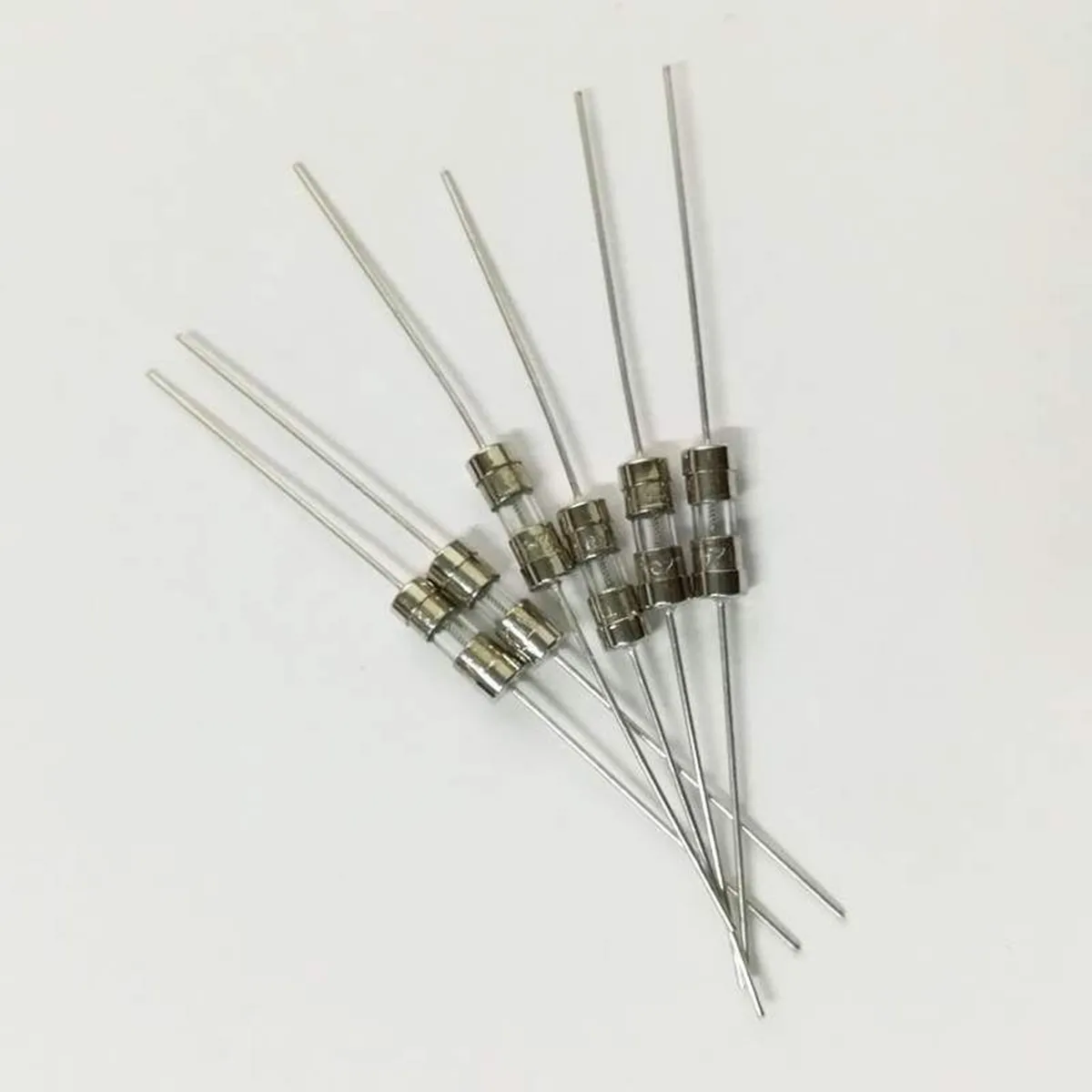 10PCS/Lot  3.6*10 Glass Fuse  With a pin 250V 0.25A 0.5A 1A 2A 3A 3.15A 4A 5A 6.3A 7A 8A 10A 12A 15A 20A