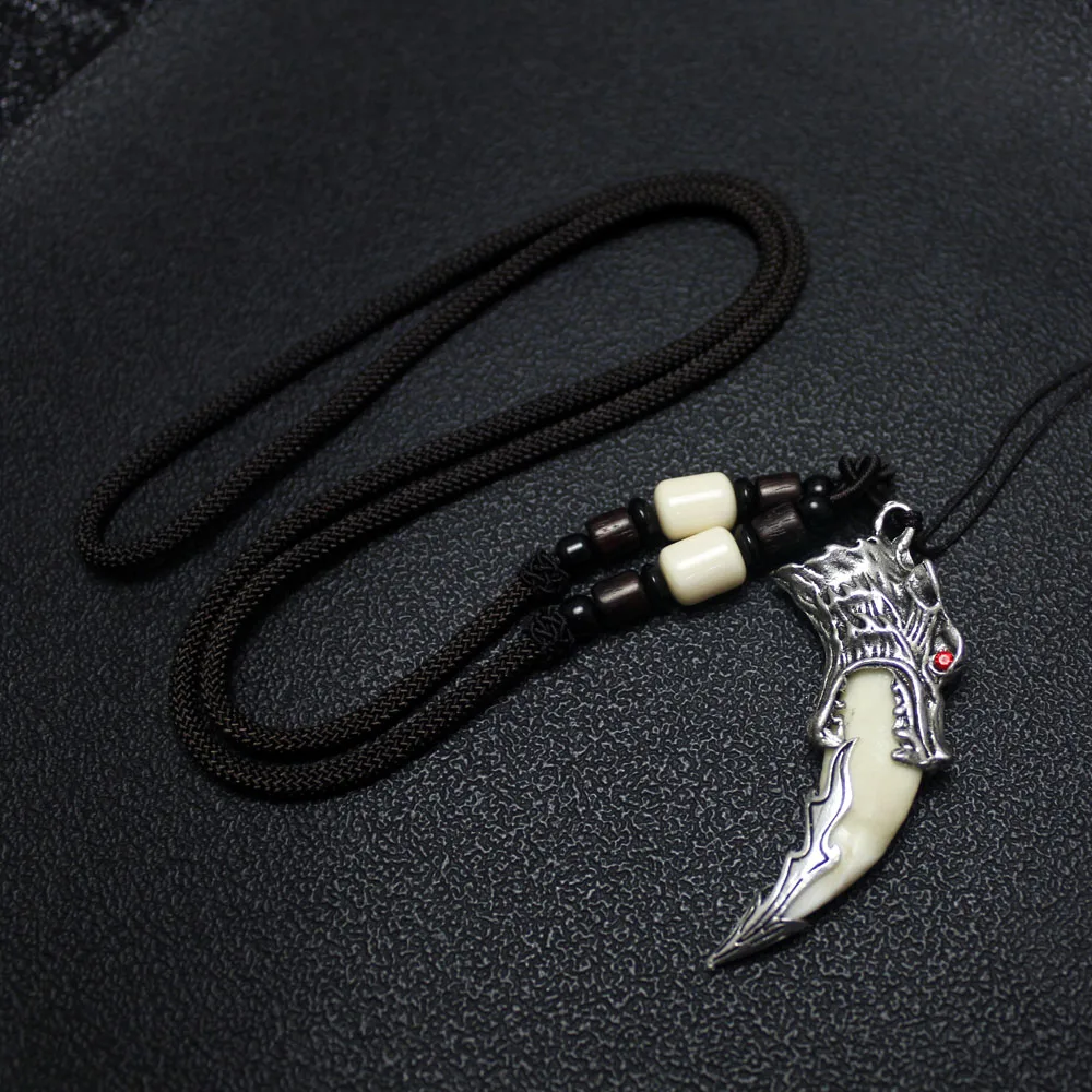 Man Brave Wolf Tooth Necklace Sweater Necklace Pendant Punk Rock Wild Accessories Fashion Jewelry For Party