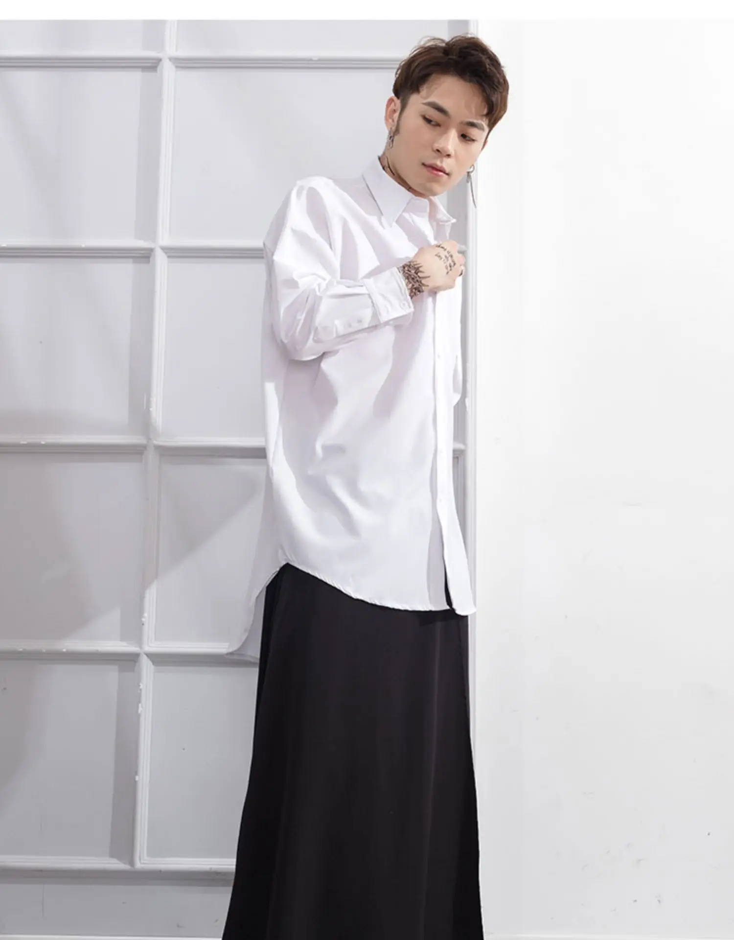 

New men's and women's low-end pants, baggy pants, decorative skirt and trousers, irregular and alternative fashion trend