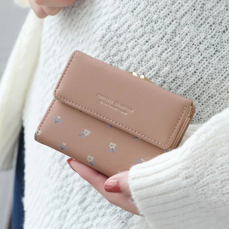 Newly Short Buckle Wallet Female Korean Version Of The Three-Fold Clip Coin Purse Small Fresh PU Printed Small Floral Wallet