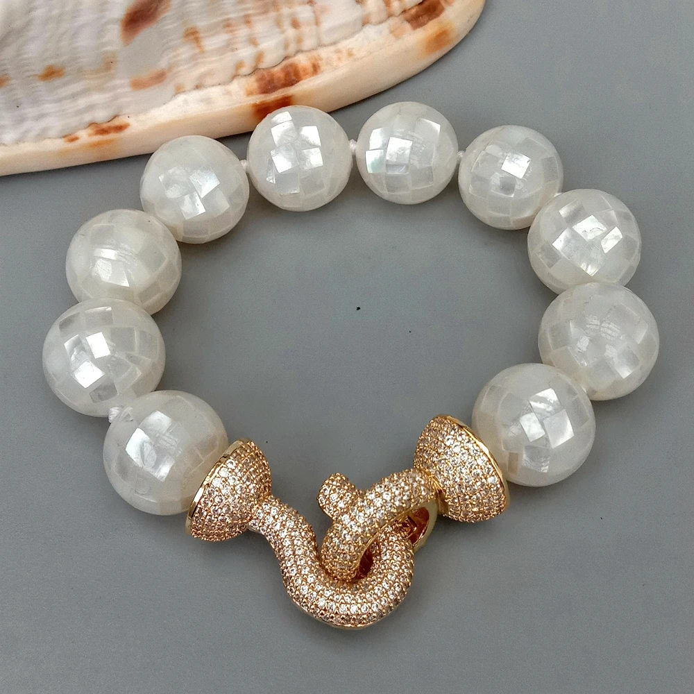 

YYGEM Natural 16mm Round Faceted White Abalone Shell Necklace Bracelet Earrings Set Cubic Zirconia Pave Clasp luxury for women