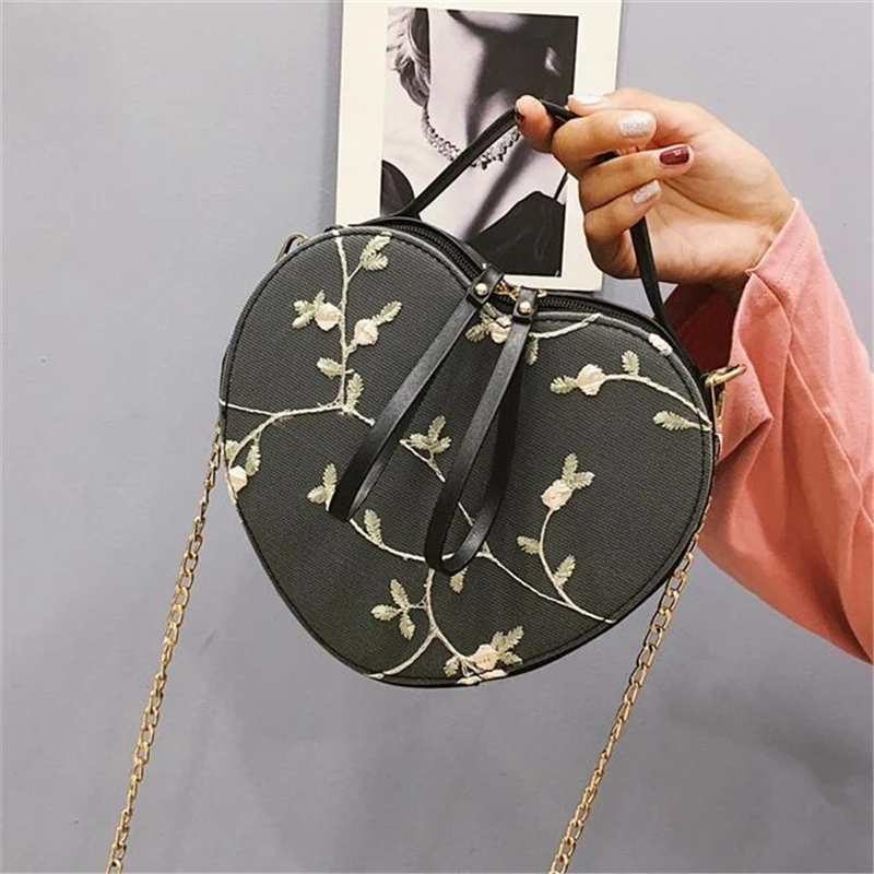 Lace Shoulder Bag Peach Heart Women Bags 2023 New Embroidery Handbag Portable Girl Diagonal Bag Heart-shaped Chain Bag For Girl