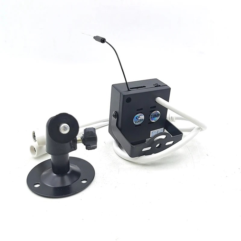 Camhipro 2MP 5MP HD SD Card Built-in Audio Video 940nm IR Night Vision Wifi Wireless IP Birdhouse Camera With Double Bracket