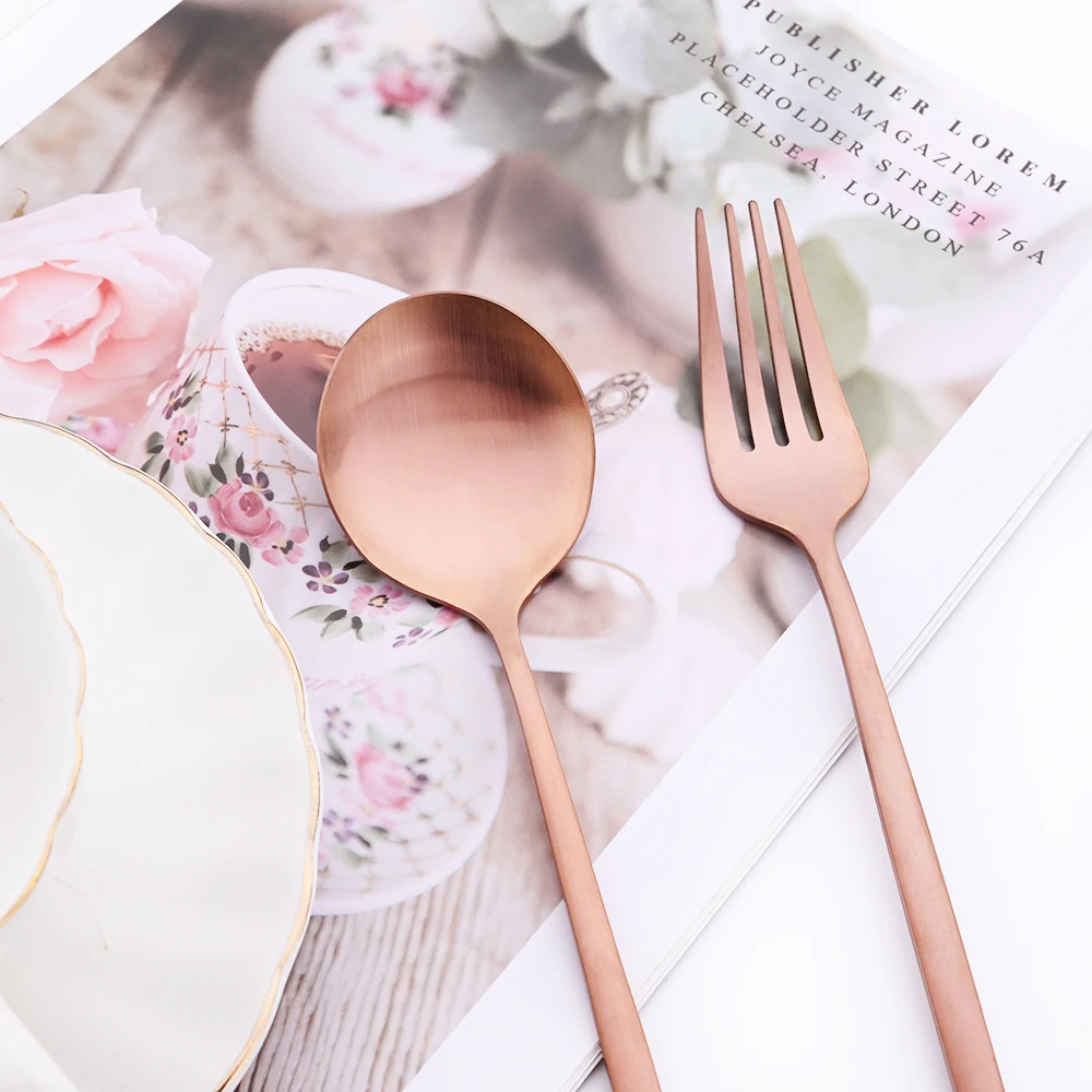 16Pcs Rose Gold Cutlery Set Knife Fork Coffee Spoons Dinnerware Set Stainless Steel Tableware Set Western Kitchen Silverware Set