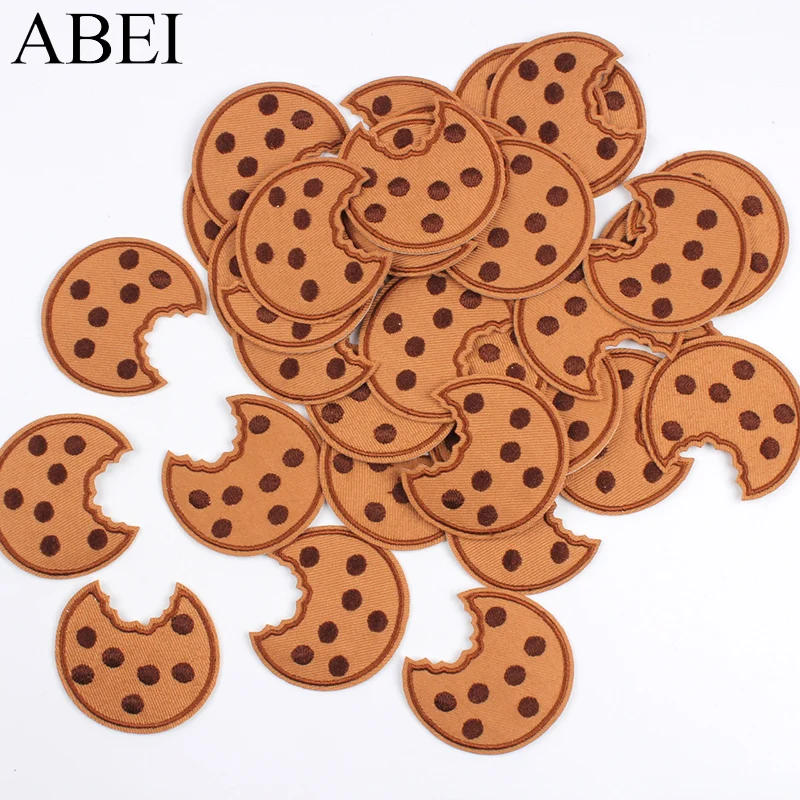 10pcs/lot Iron-on Biscuit Patches Cartoon cake stickers DIY pacthwork Handmade sewing crafts Jean Coat Sweater Dress Decoration