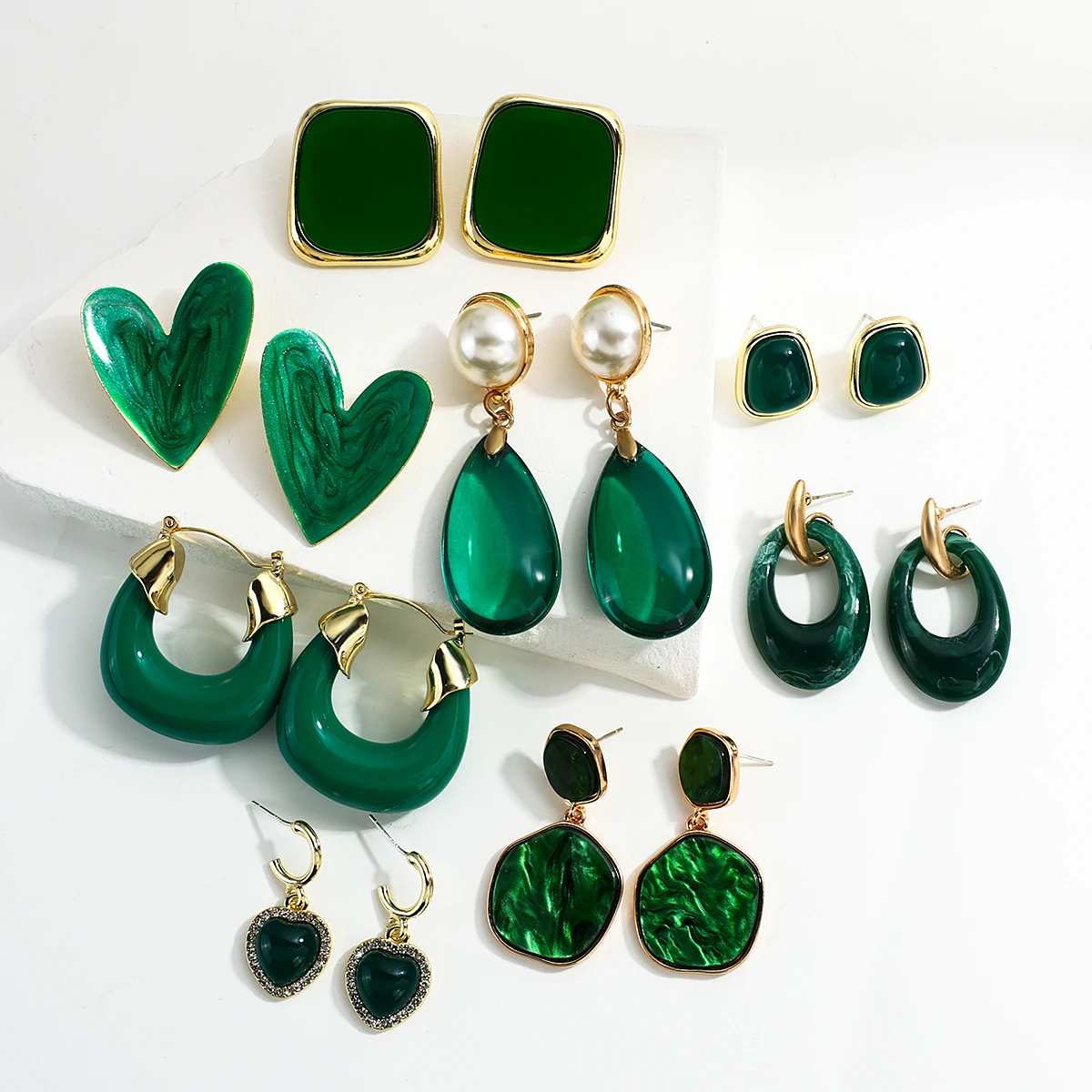 AENSOA New Korean Statement Earrings for Women Green Acrylic Round Square Geometric Dangle Drop Earring Brincos 2021 Fashion