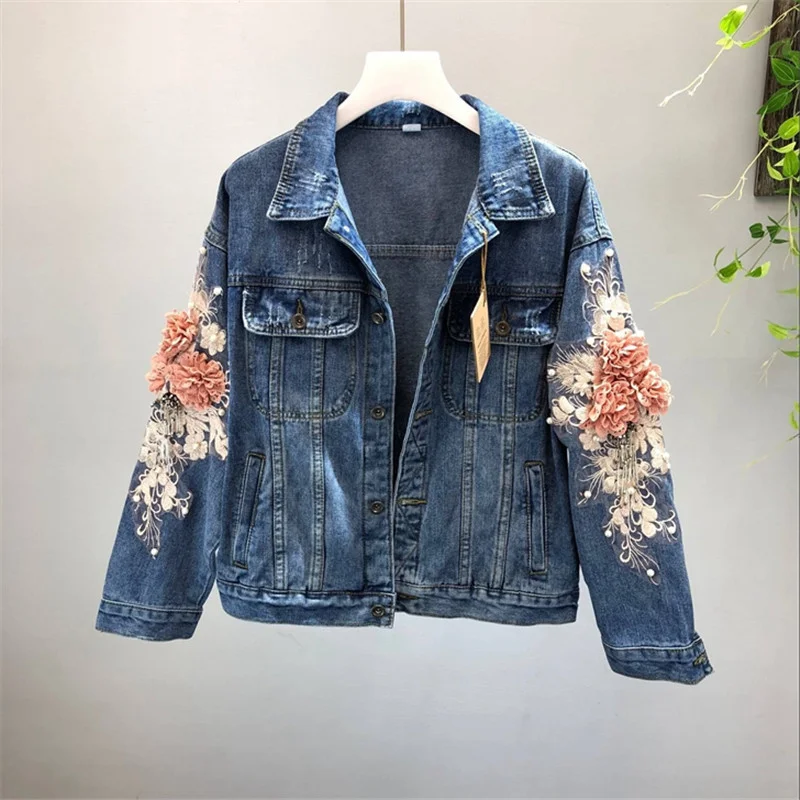 2021 Autumn Women Embroidered Three-dimensional Flower Short Wash Long-sleeve Denim Jacket Light Blue Female Jeans Jacket M131