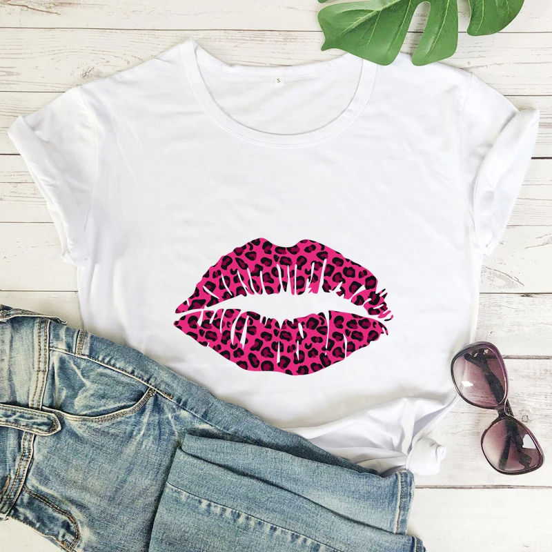 

Colored Leopard Pink Lips T-shirt Cute Women Valentine's Day Gift Tshirt Funny Feminist Graphic Tee Shirt Top