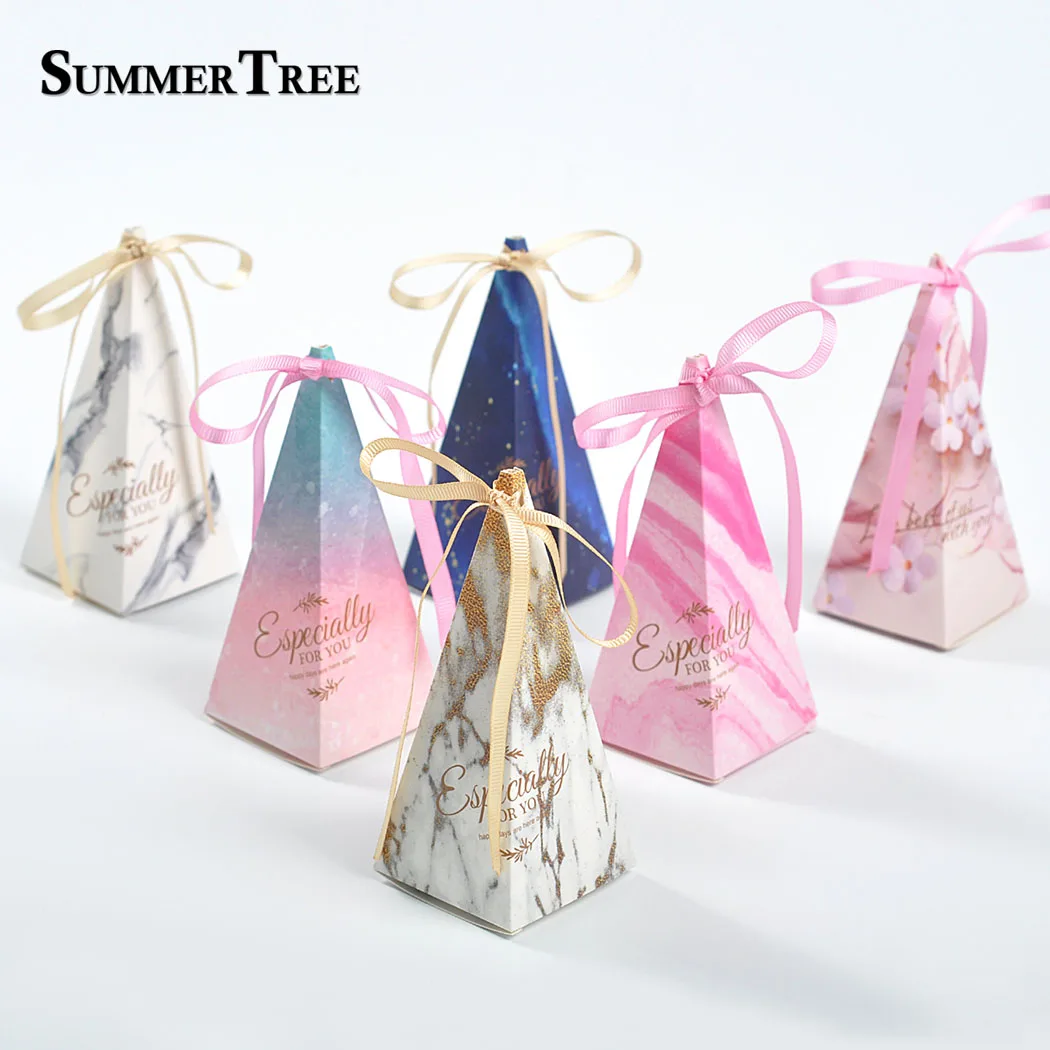 50pcs Creative Candy Box Wedding Baby Shower Favors Triangular Pyramid Paper Gifts Boxes Party Supply paper bag