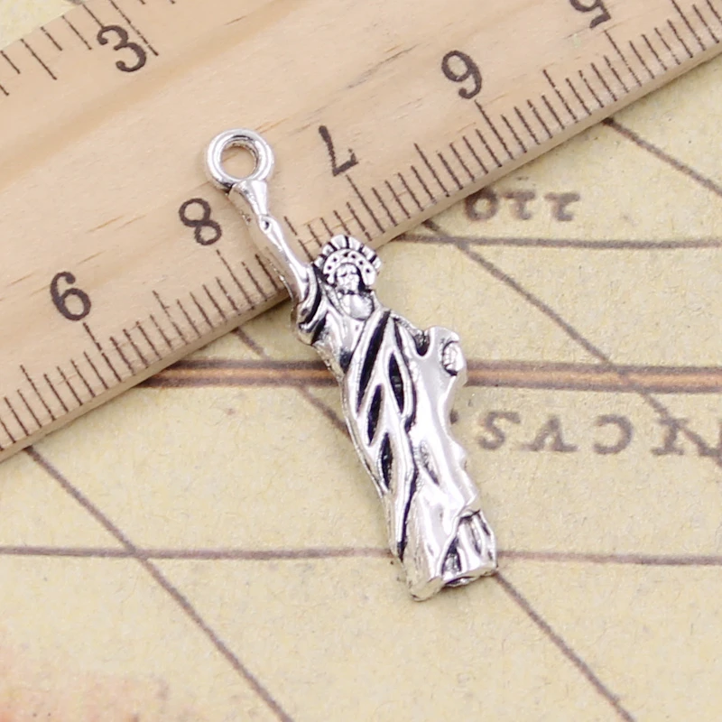 20 sztuk Charms Statua Wolności Nowy Jork 34x10mm Tybetański kolor srebrny Wisiorki Antyczne tworzenie biżuterii DIY Handmade Craft Wisiorek