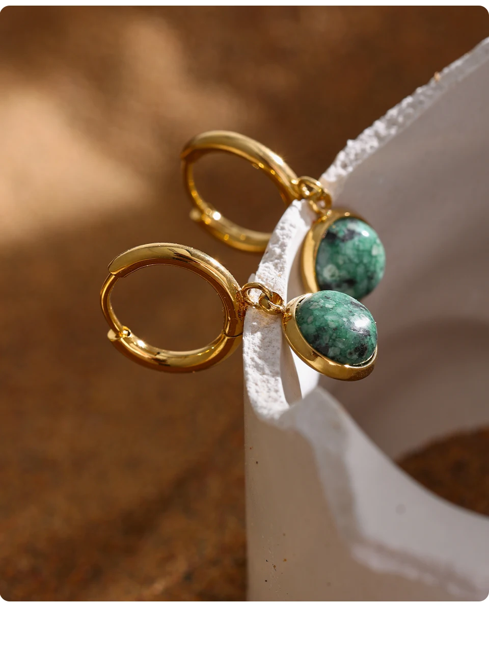 Yhpup Creolen aus Edelstahl, grüner Naturstein, neuer goldener geometrischer Charm-Schmuck aus Metall, Freude, Acero Inoxidable Mujer – Detail 9