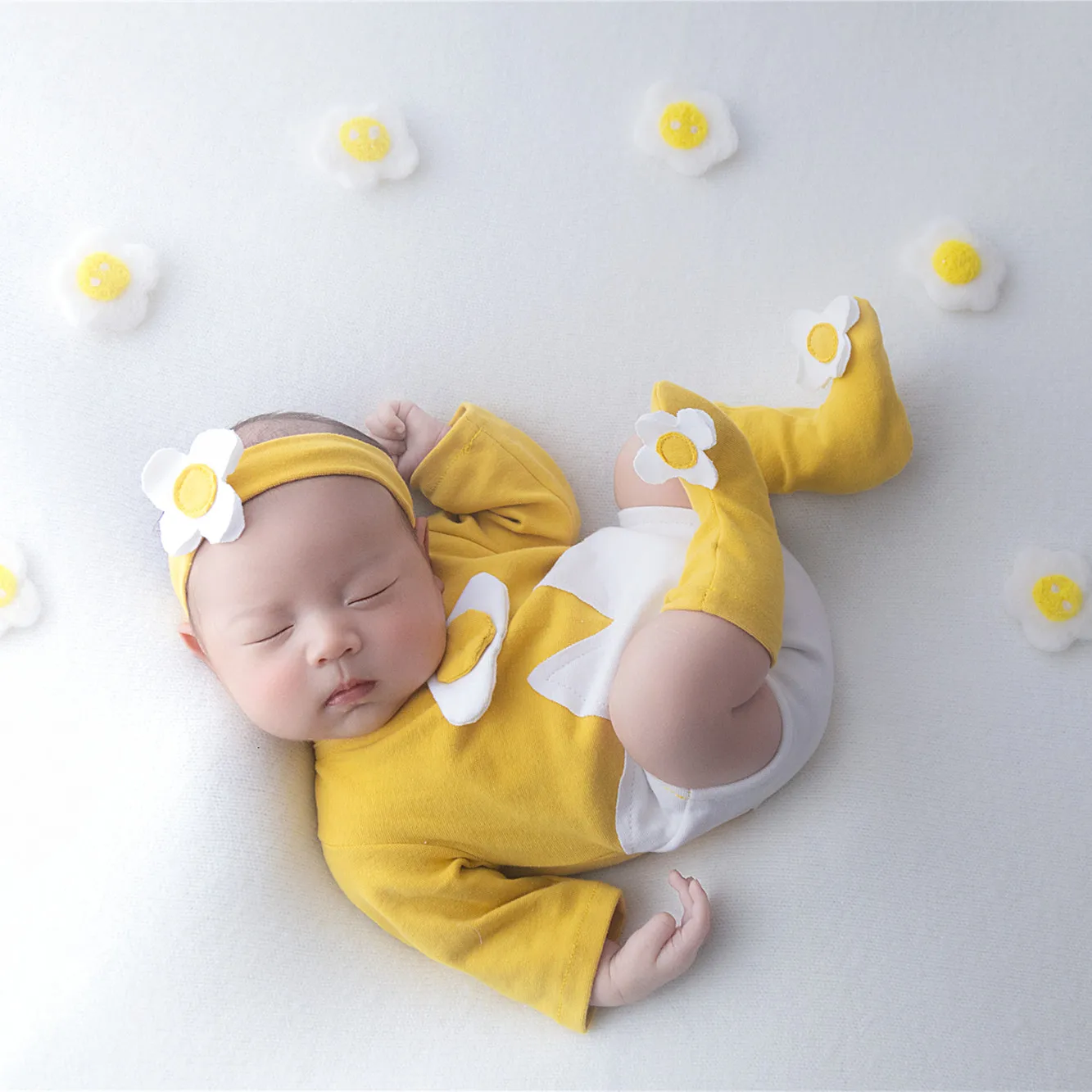 Newborn high stretch fabric sports Overall bonnet And toy Set Baby boy Outfit Lace Girl Romper bonnet Set Photography props