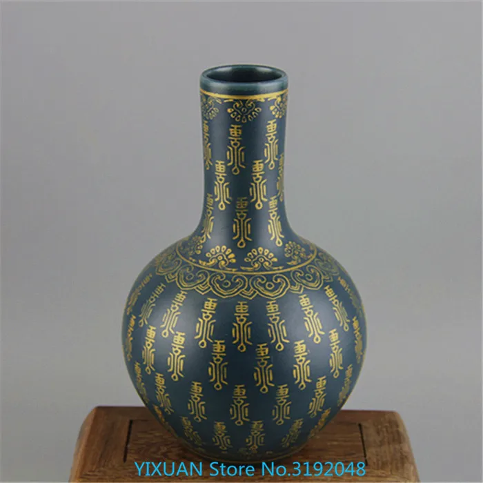 

Antique porcelain of Yongzheng peacock green glaze celestial vase with golden longevity pattern in the Qing Dynasty