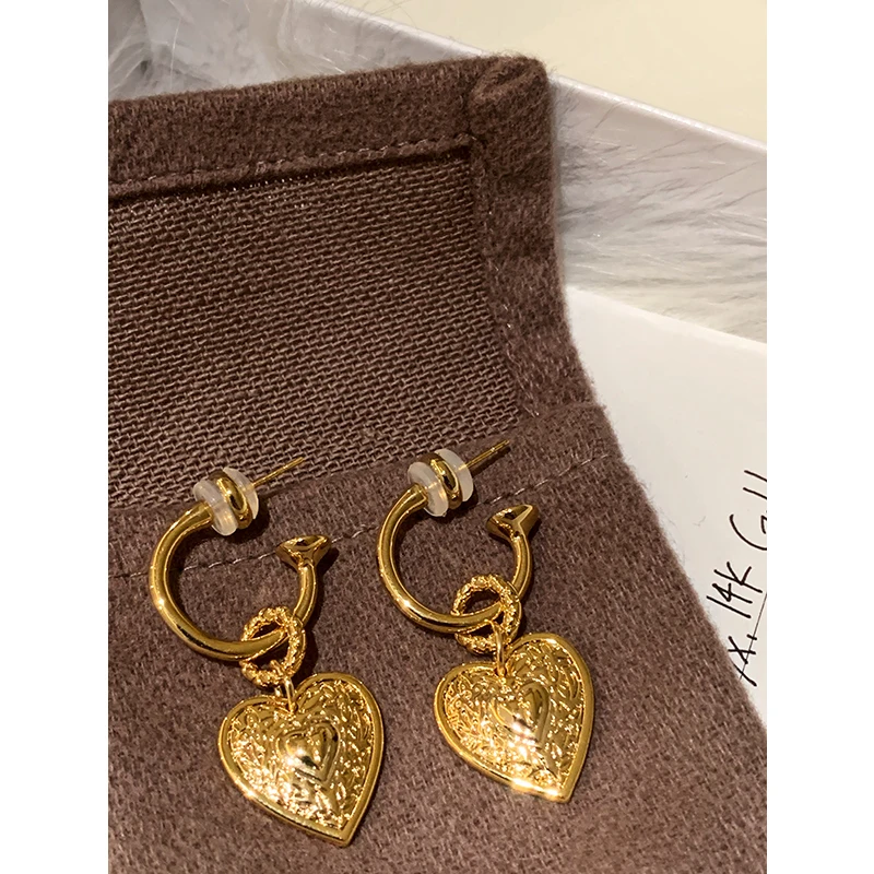 

Brass With 18K Gold Carved Heart Drop Earrings Womem Jewelry Punk Party Gown Runway rare Boucle Korean Japan INS Boho Top