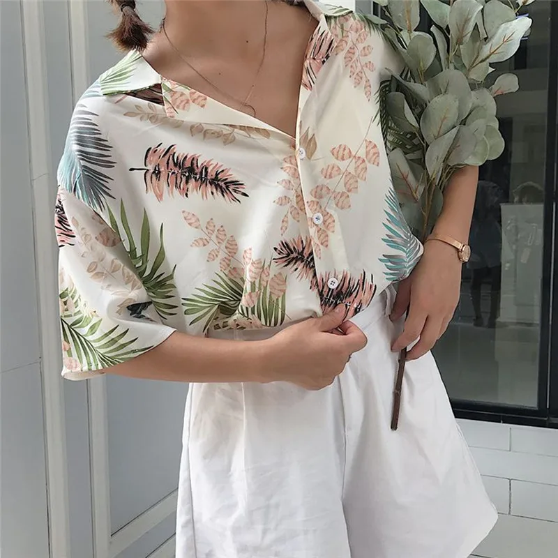 Summer New Female Hawaiian Fashion Floral Short Sleeve Shirts Ladies  Loose Casual Tops Chiffon Blouses One size