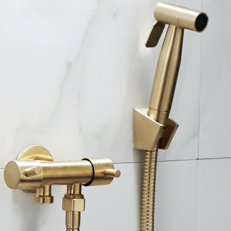 

Hand Held Bidet Sprayer Douche Toilet Kit Brush Gold Shattaf 304 SUS Copper Valve Set Faucet Set