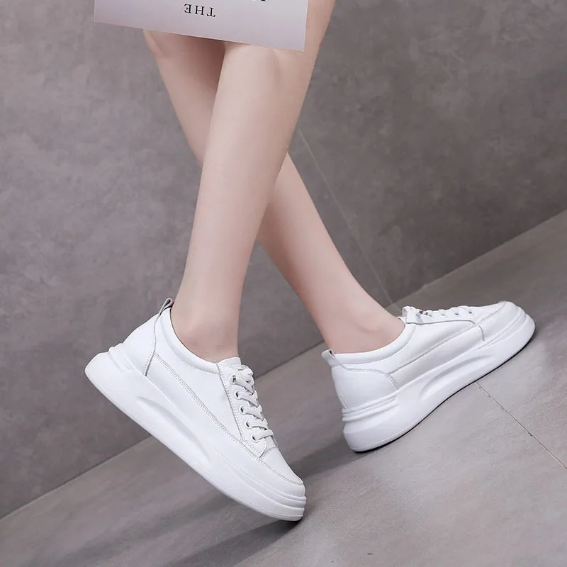 

Leather Sneakers Women Pure White Trend Platform Casual Flat Lace-Up Round Toe Comfortable Chunky Vulcanized Shoe