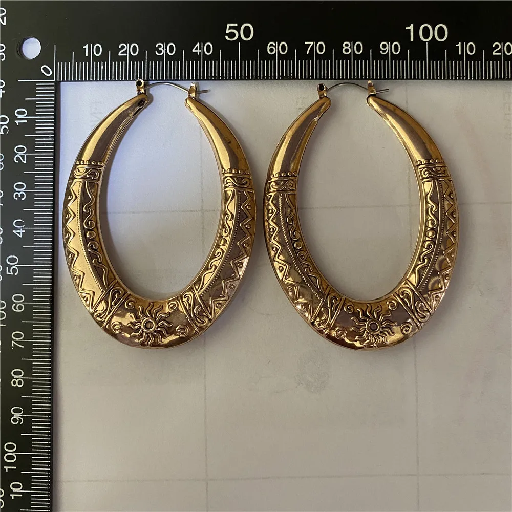 Vintage Antique Gold Color Plating Engraved Oval Hoop Earrings For Women Girl Trendy Casual Modern Jewelry Accessory