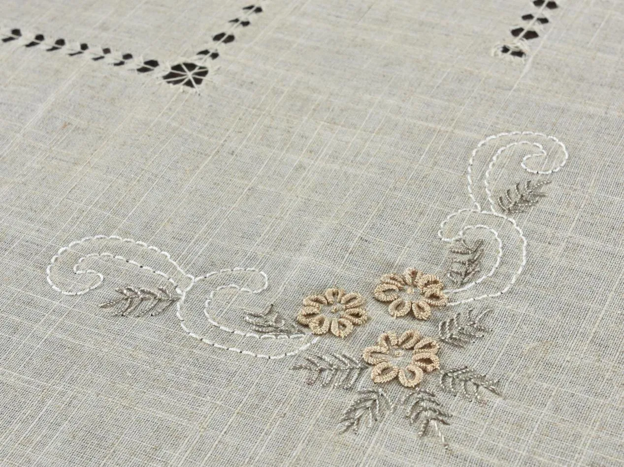 [Camellia Casa]Fabulous Grey Tablecloth, Hemstitched & Embroidered by Hand, set with 8 Napkins,Linen Look, big size, Handmade