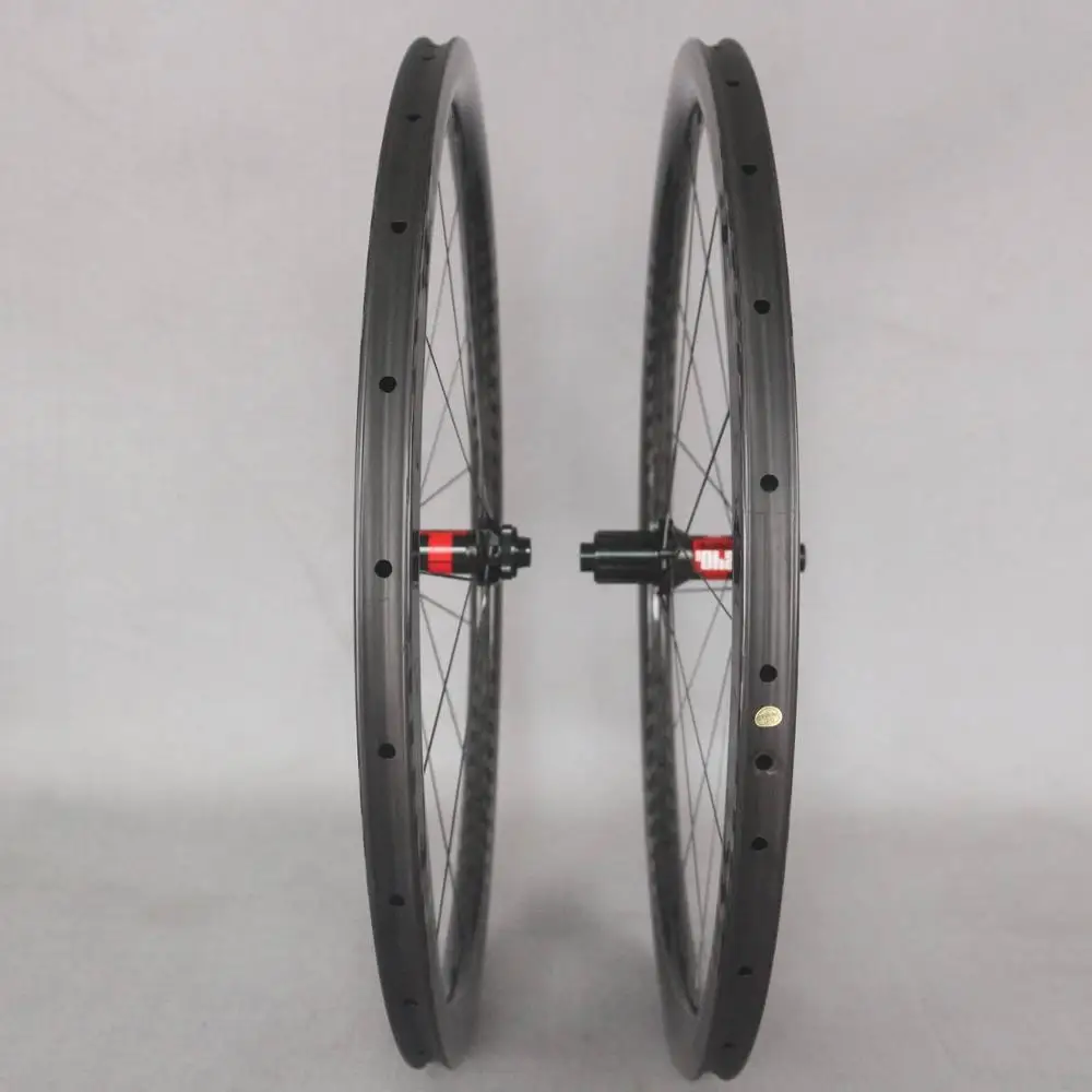 Swiss Carbon Road Wheelset, 240s Hub sapim Cx-Ray Carbon Rims, Seraph Carbon Weheels, UCI Tested, Carbon wheelset