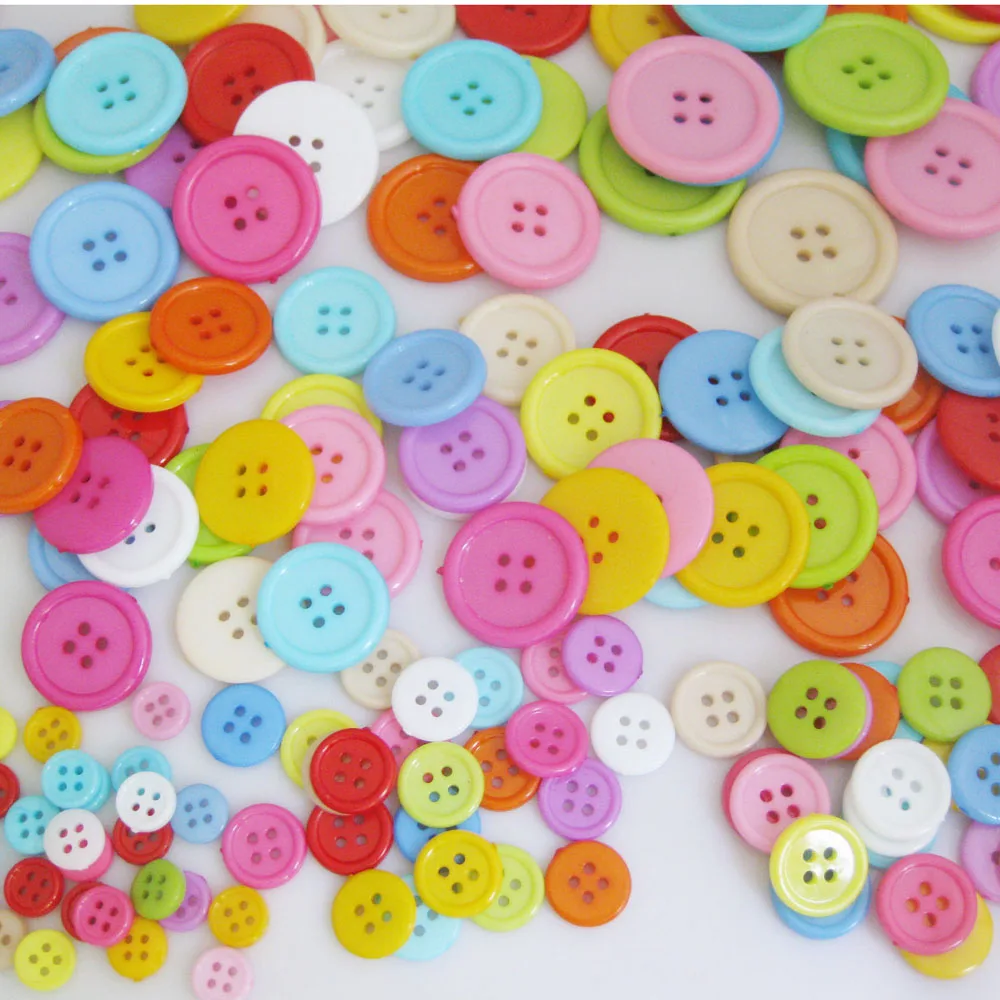 Nbnnla 8 Größen erhältlich 50 Stück verschiedene Farben 4 Löcher Kunststoff knöpfe für Bastel design DIY Scrap booking Näh zubehör – Detail 11