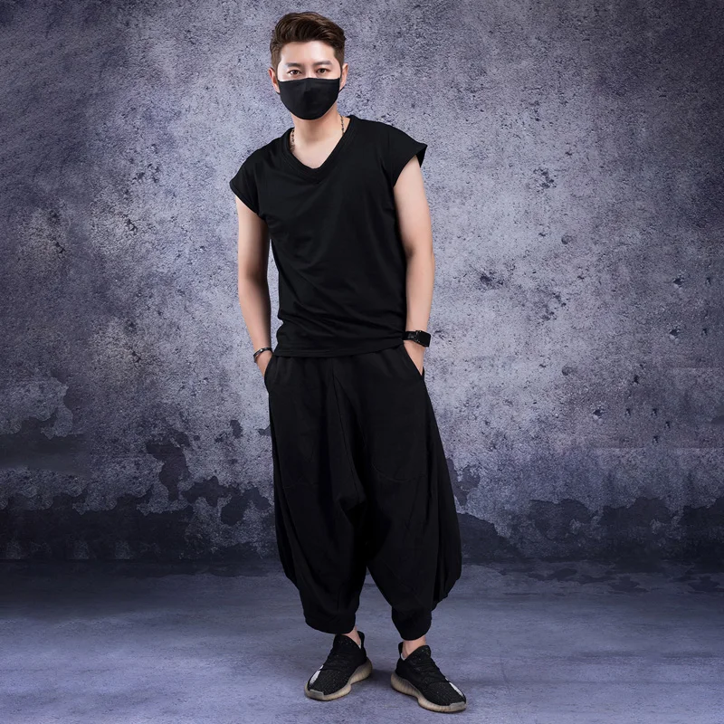 Sleeveless t-shirt men loose hip hip hip hip-hop v-neck Bat Shirt Personality Harbor Style Casual Summer Wear High Street style