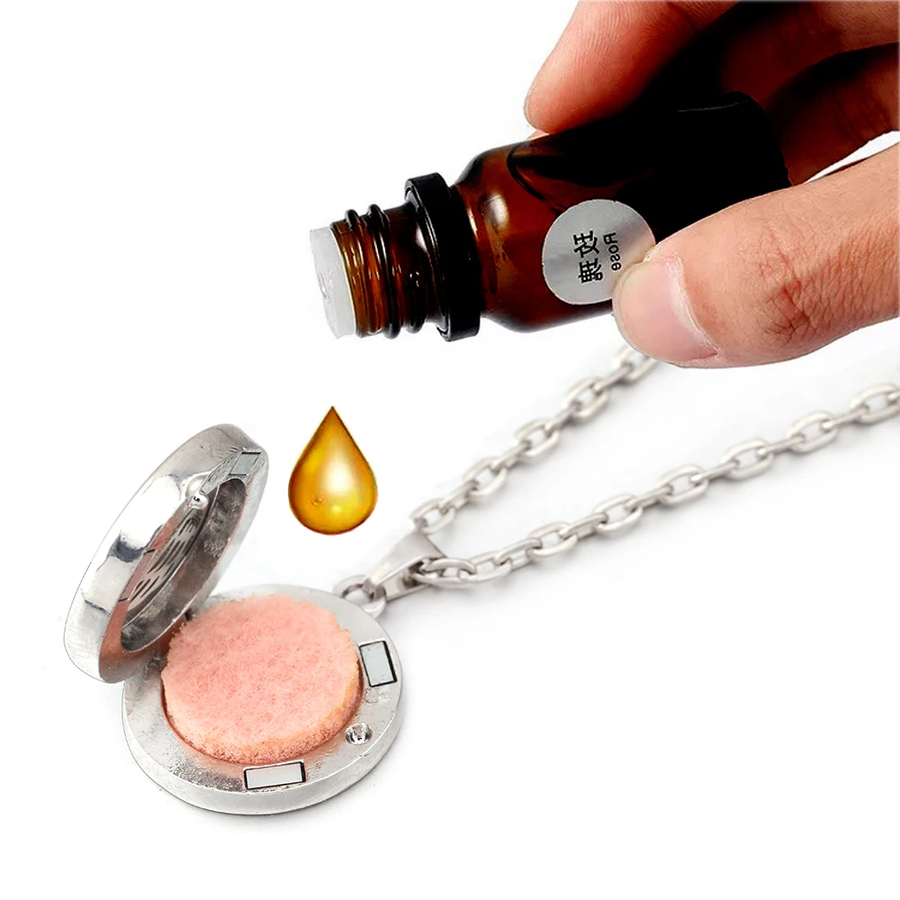 Fashion Aromatherapy Diffuser Star Moon Necklace Stainless Steel High Quality Heart-Shaped Essential Oil Lockets Pendant Jewelry