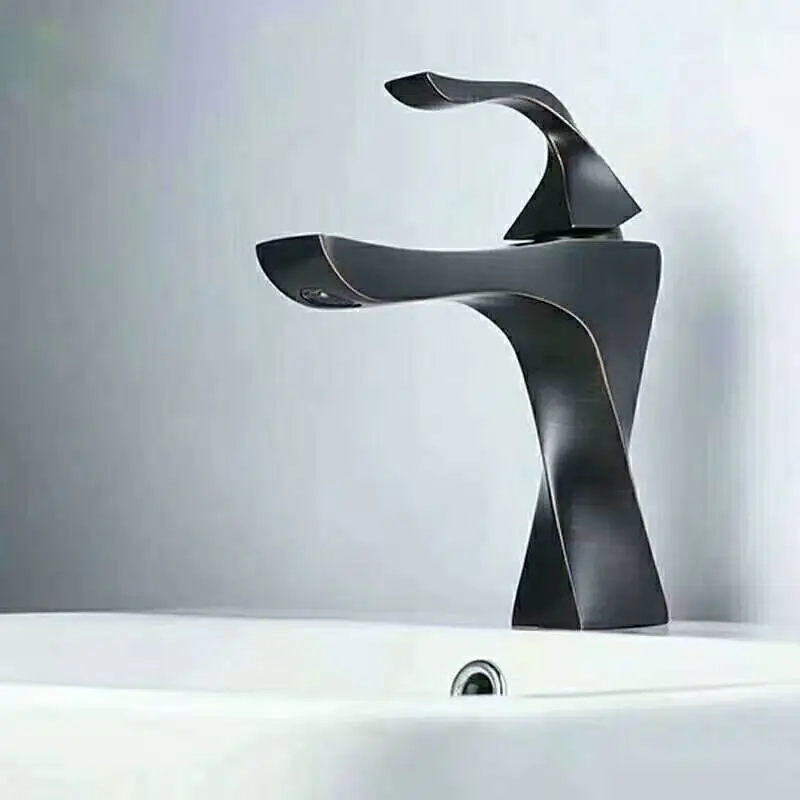 Рисунок 2 - Высокий/короткий смеситель для ванной комнаты Becola